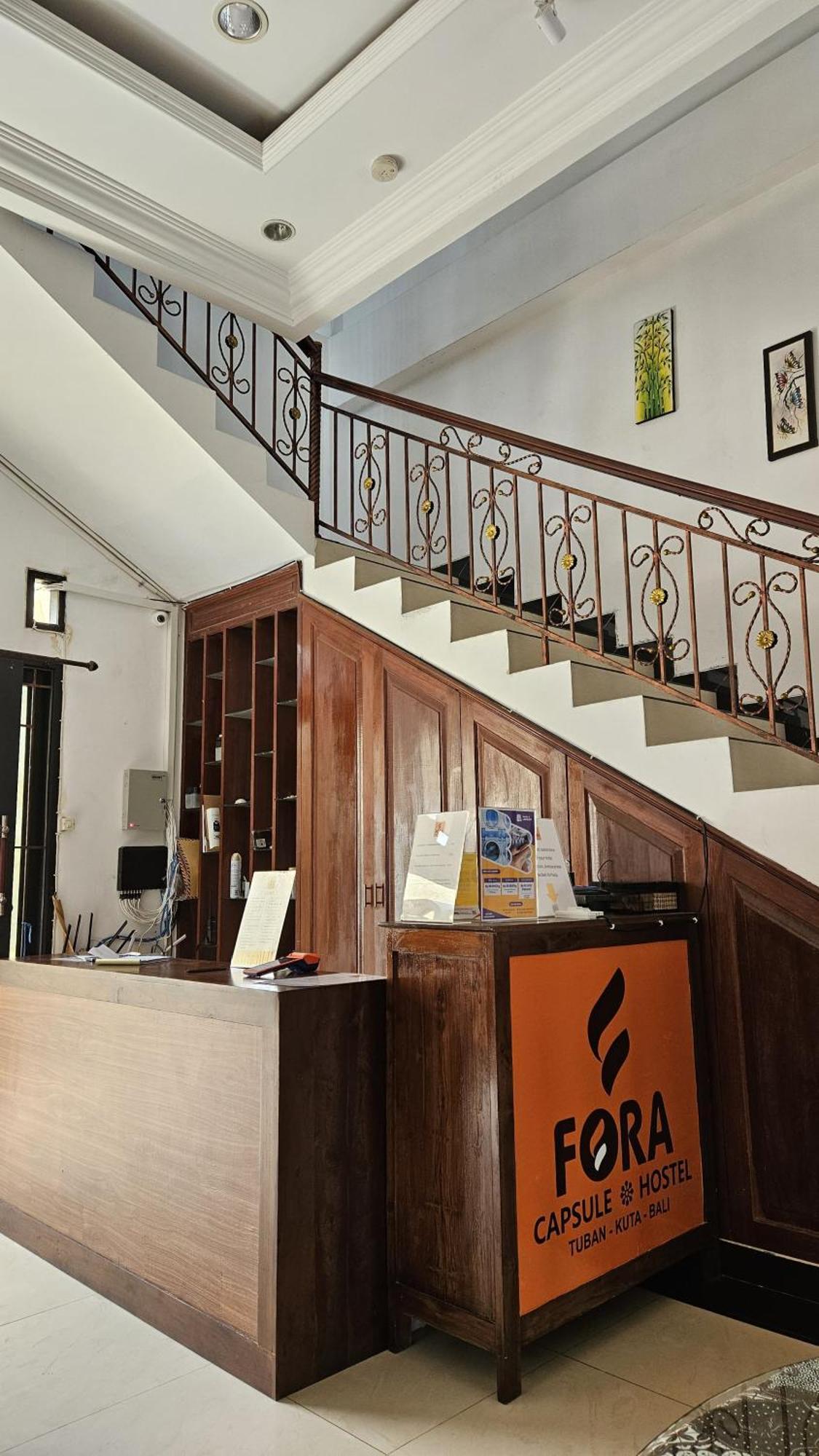 Fora Capsule Hostel Tuban Kuta Lombok Zewnętrze zdjęcie
