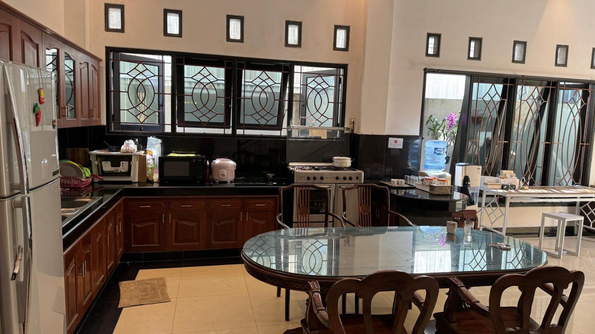 Fora Capsule Hostel Tuban Kuta Lombok Zewnętrze zdjęcie