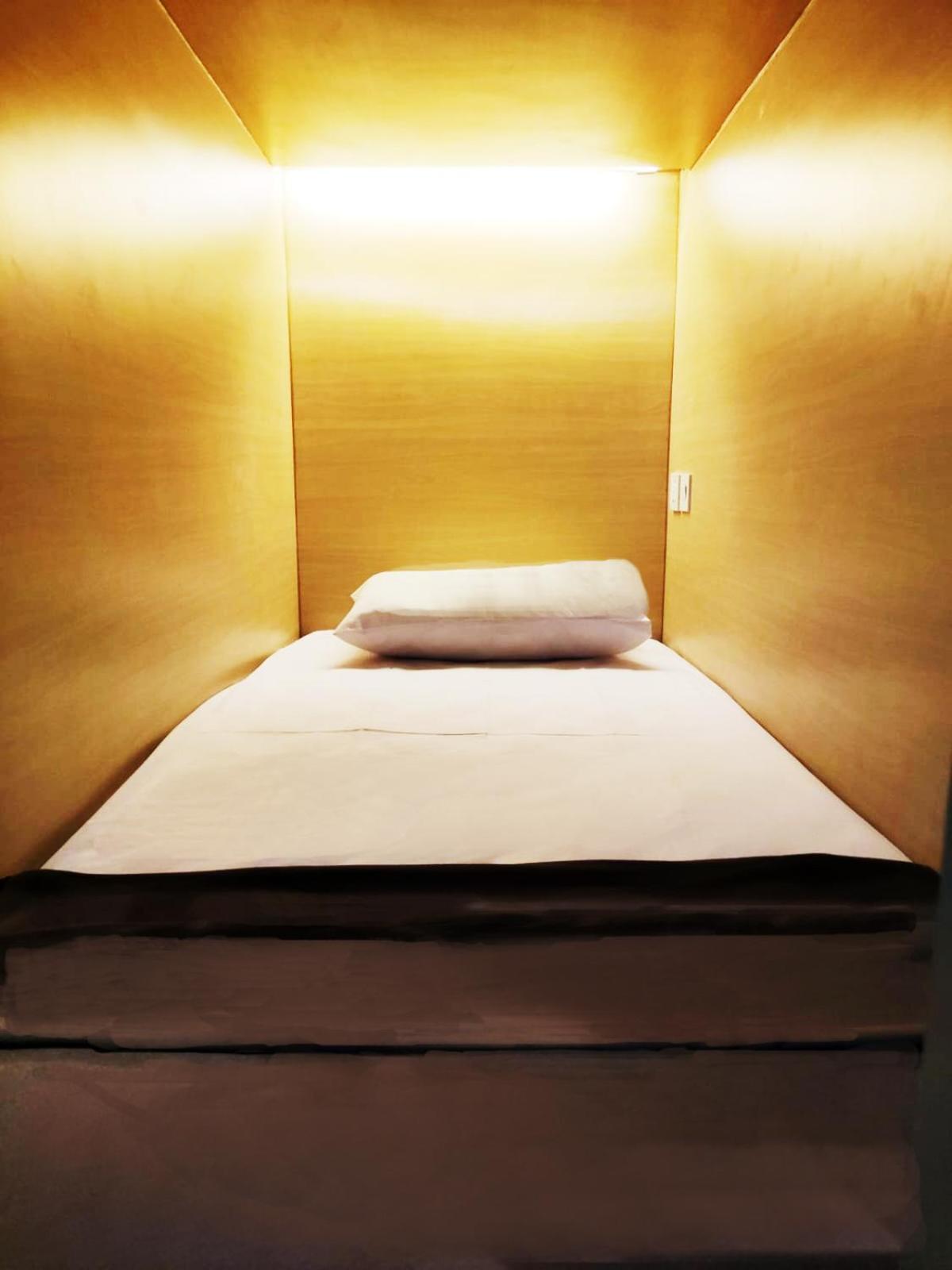Fora Capsule Hostel Tuban Kuta Lombok Zewnętrze zdjęcie
